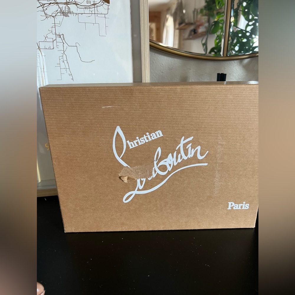 Christian Louboutin Pigalle Plato - Picture 12 of 14